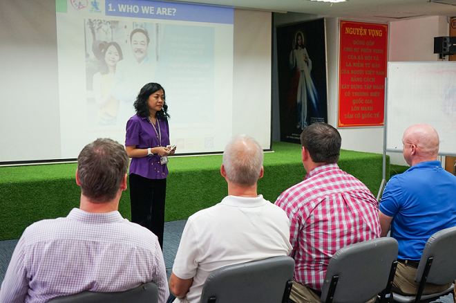 Bà Trần Uyên Phương, Phó tổng giám đốc Tập đoàn Tân Hiệp Phát chia sẻ, Việt Nam có nhiều lãnh đạo doanh nghiệp là nữ, tại Tập đoàn Tân Hiệp Phát, nhiều vị trí chủ chốt cũng đang do nữ giới đảm nhận. Bà Trần Uyên Phương, Phó tổng giám đốc Tập đoàn Tân Hiệp Phát chia sẻ, Việt Nam có nhiều lãnh đạo doanh nghiệp là nữ, tại Tập đoàn Tân Hiệp Phát, nhiều vị trí chủ chốt cũng đang do nữ giới đảm nhận.