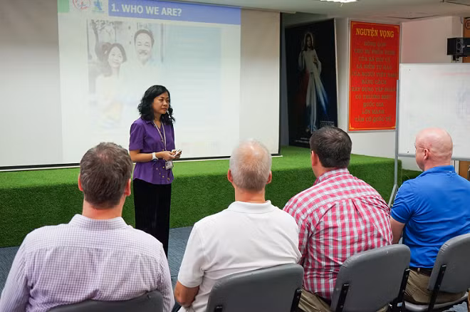 Bà Trần Uyên Phương, Phó tổng giám đốc Tập đoàn Tân Hiệp Phát chia sẻ, Việt Nam có nhiều lãnh đạo doanh nghiệp là nữ, tại Tập đoàn Tân Hiệp Phát, nhiều vị trí chủ chốt cũng đang do nữ giới đảm nhận.