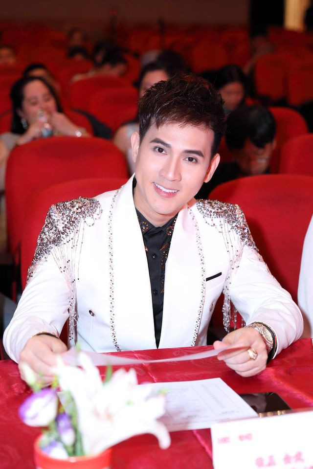 Nguyên Vũ tiết lộ "cuộc chiến ngầm" sau hậu trường các cuộc thi nhan sắc ảnh 1 Nguyên Vũ tiết lộ "cuộc chiến ngầm" sau hậu trường các cuộc thi nhan sắc ảnh 1