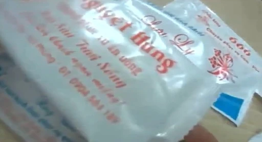 Đột nhập cơ sở sản xuất khăn giấy ướt kém chất lượng ở Thái Bình
