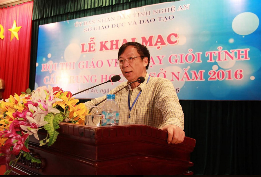 Ông Nguyễn Hoàng – Phó GĐ Sở GD&ĐT Nghệ An - mong muốn các giáo viên phát huy lòng tự trọng, bản lĩnh tham dự hội thi Ông Nguyễn Hoàng – Phó GĐ Sở GD&ĐT Nghệ An - mong muốn các giáo viên phát huy lòng tự trọng, bản lĩnh tham dự hội thi