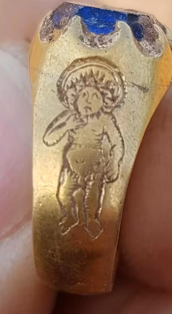 nhan-vang-co-gan-90000-usd-trong-rung-robin-hood-1