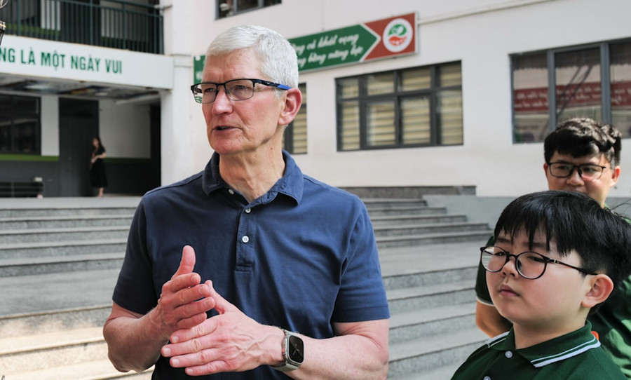 Tổng giám đốc Apple giao lưu cùng học sinh trường TH&THCS Ngôi sao Hà Nội. Tổng giám đốc Apple giao lưu cùng học sinh trường TH&THCS Ngôi sao Hà Nội.