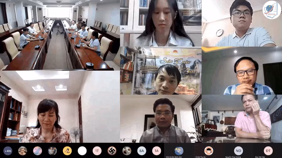 Buổi giao lưu trực tuyến diễn ra trên nền tảng Microsoft Teams