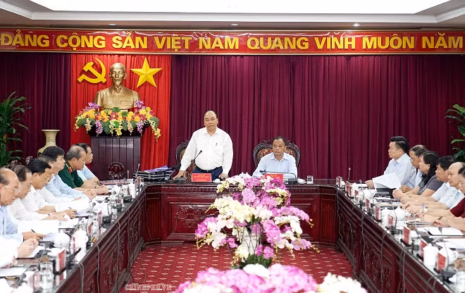 Thủ tướng phát biểu tại buổi làm việc với tỉnh Bắc Kạn. Ảnh VGP/Quang Hiếu