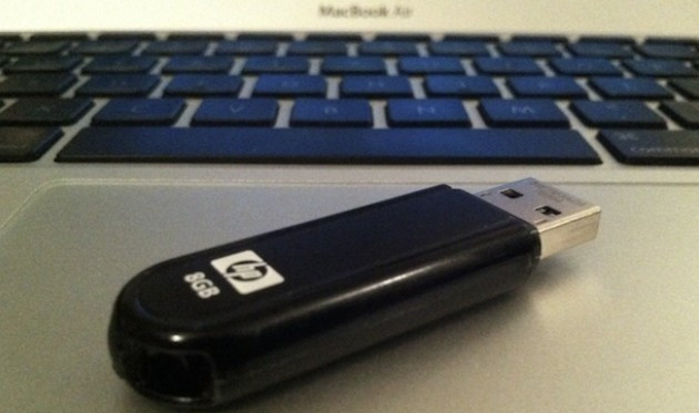Khắc phục lỗi không cho phép ghi dữ liệu vào USB trên Windows 