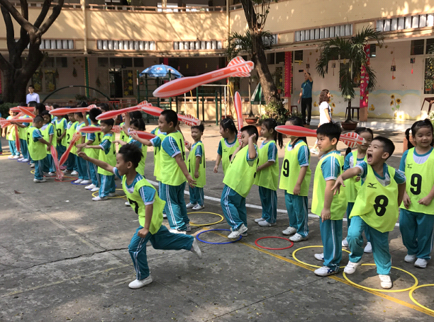 Chương trình vận động cơ bản Mizuno Hexathlon được triển khai thí điểm tại trường tiểu học Trần Quốc Toản (Hoàn Kiếm, Hà Nội) Chương trình vận động cơ bản Mizuno Hexathlon được triển khai thí điểm tại trường tiểu học Trần Quốc Toản (Hoàn Kiếm, Hà Nội)