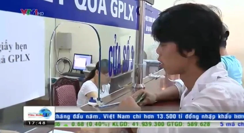 “Cò” giấy phép lái xe ngang nhiên hoạt động