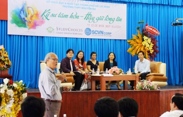 Một cựu giáo viên bộ môn Toán đã nghỉ hưu chia sẻ về tình huống sư phạm hóc búa của mình