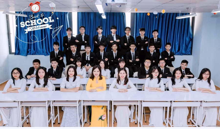 Nguyễn Bùi Đức Dũng và tập thể lớp 9G0 – Trường THCS &amp; THPT Newton.