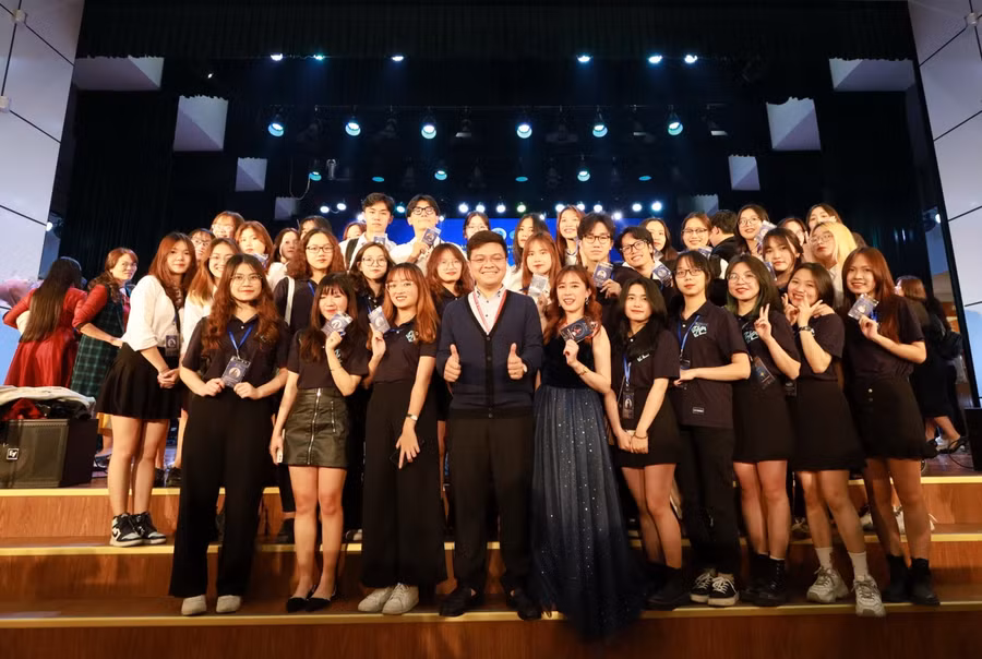 Sinh viên trường Đại học Kinh tế Quốc dân