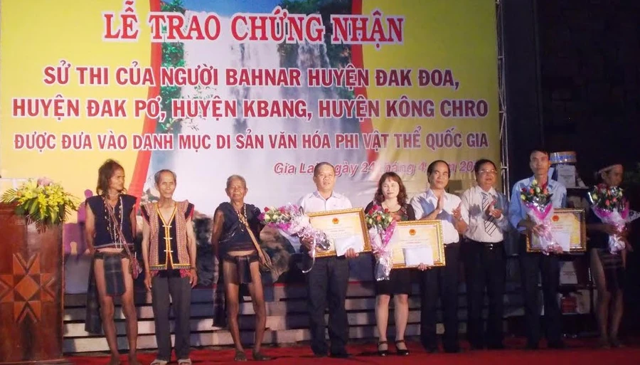 Sử thi Bahnar trở thành di sản văn hóa phi vật thể quốc gia