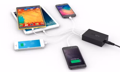 Rất nhiều người chưa biết sạc pin điện thoại đúng cách ảnh 1