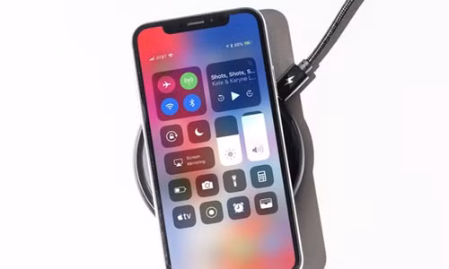 Rất nhiều người chưa biết sạc pin điện thoại đúng cách ảnh 2