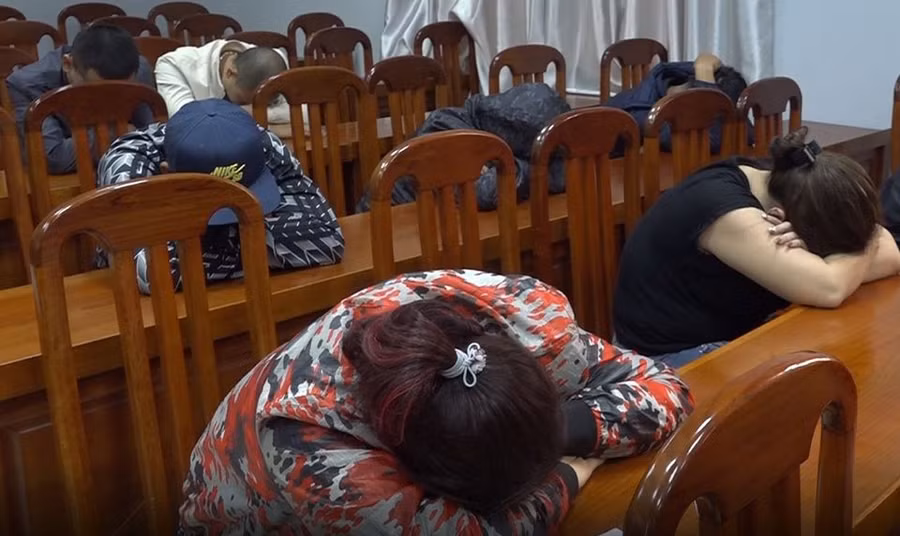 Hải Dương: Phá sới bạc “khủng” trên tàu, tạm giữ 27 đối tượng