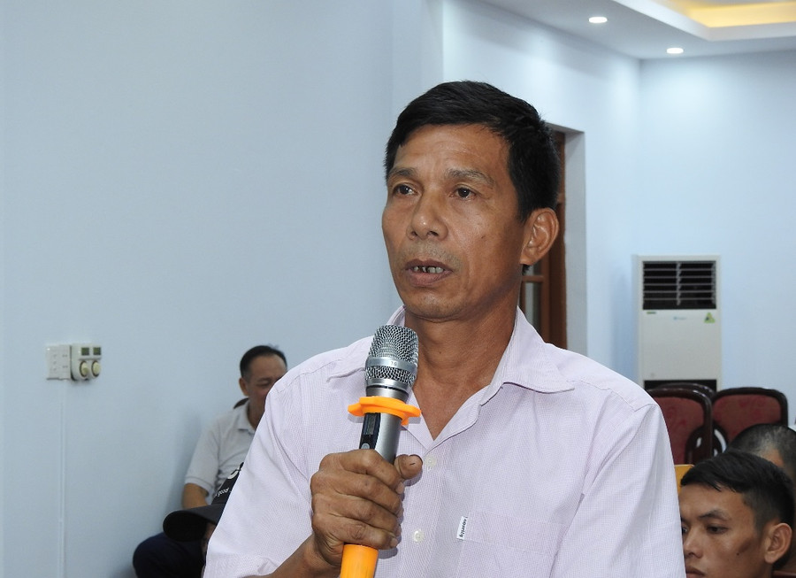 Ông Trần Văn Cốn, khu Đồng Mát, phường Tân An. Ông Trần Văn Cốn, khu Đồng Mát, phường Tân An.