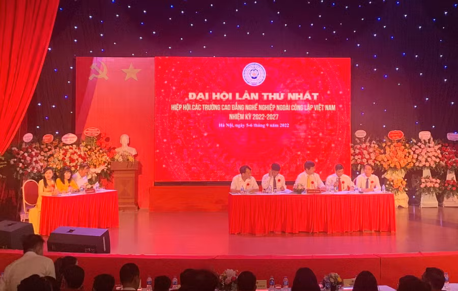 Đại hội lần thứ nhất Hiệp hội các trường cao đẳng ngoài công lập Việt Nam