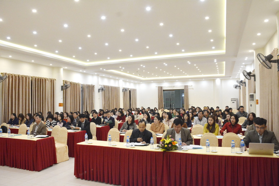 Các đại biểu tham dự hội thảo