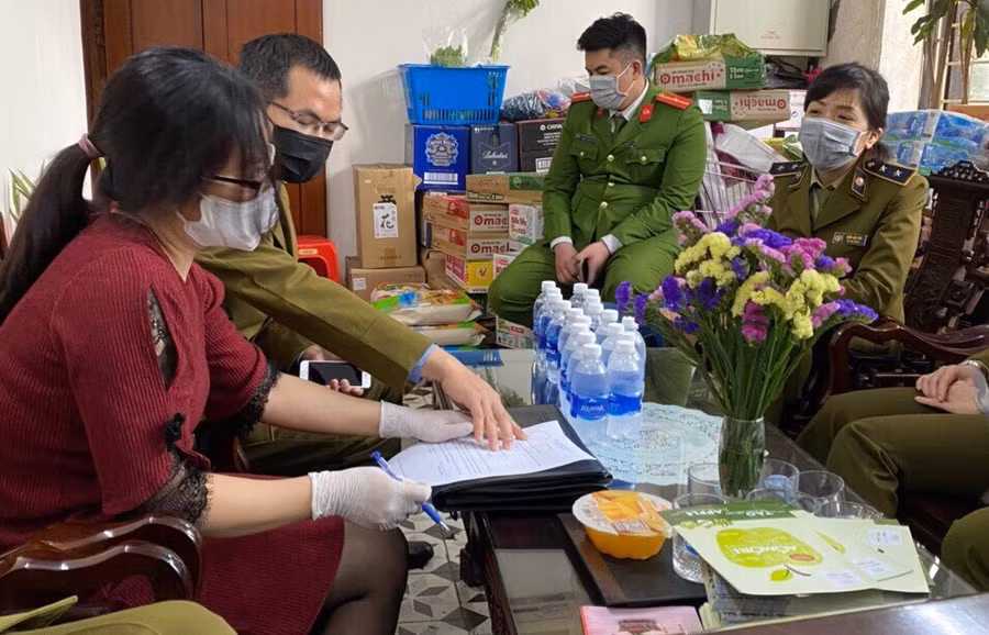 Xử lý nghiêm hành vi găm hàng, vét mua tăng giá bất hợp lý 