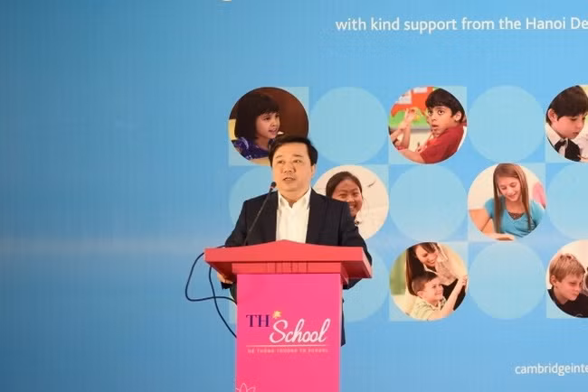 Học song bằng tại các trường THPT trong nước: Tiết kiệm và hiệu quả