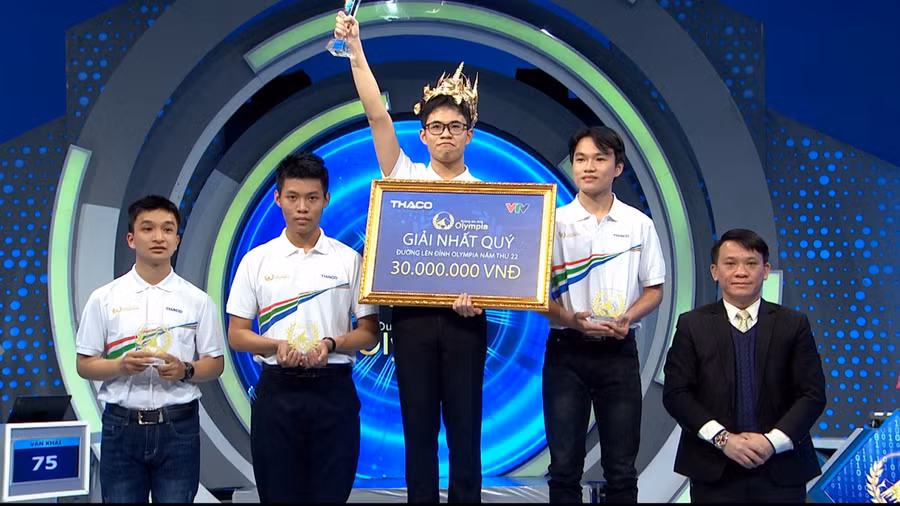 Vũ Bùi Đình Tùng vào chung kết Olympia 2022