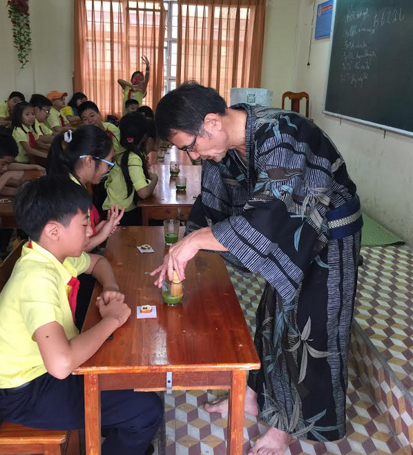 Một giờ học tiếng Nhật với sự hỗ trợ của giáo viên bản ngữ tại trường THCS Lương Thế Vinh (Liên Chiểu – TP Đà Nẵng)