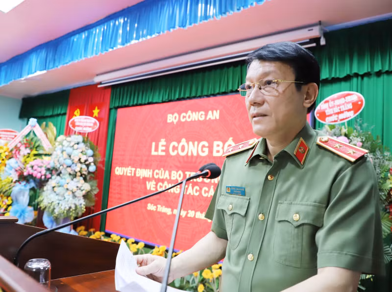 Thứ trưởng Lương Tam Quang 