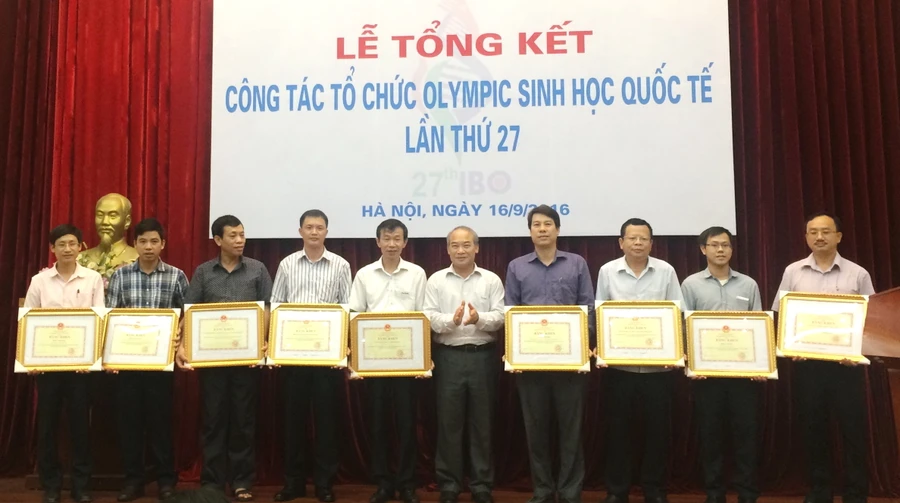 Tổng kết công tác tổ chức Olympic Sinh học quốc tế 2016