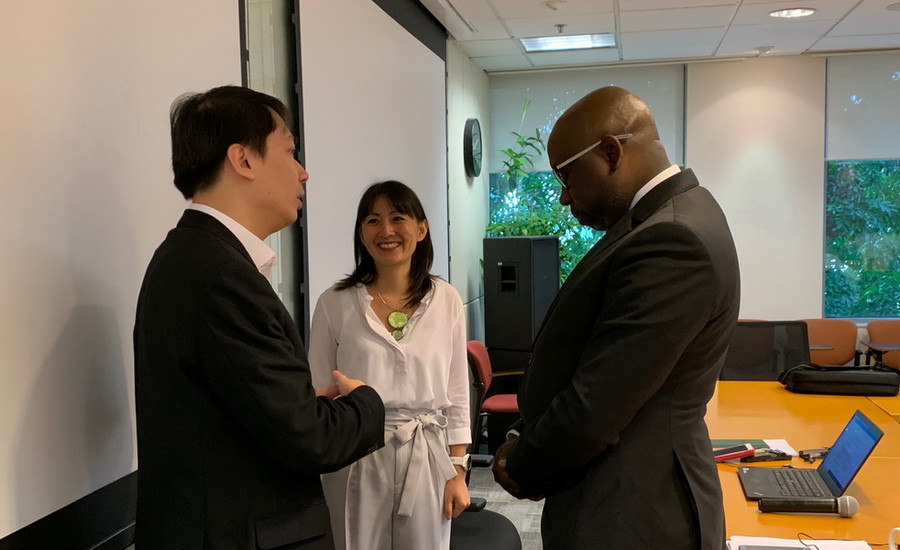 Hai bên trao đổi những vấn đề cùng quan tâm Hai bên trao đổi những vấn đề cùng quan tâm