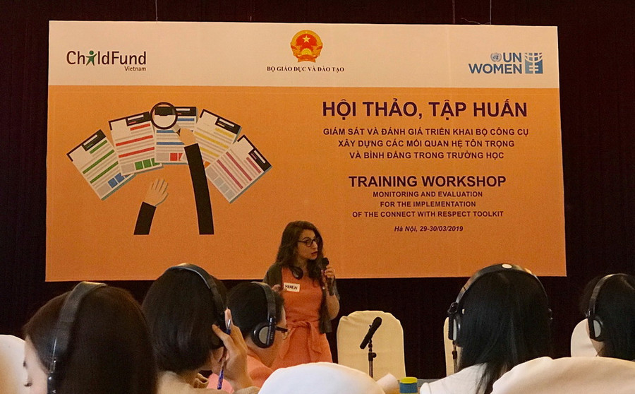 Các đại biểu thảo luận tại hội thảo