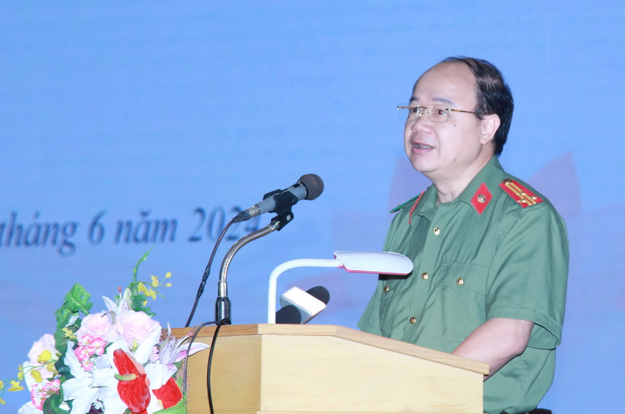 Thượng tá Ngô Xuân Hải - Phó trưởng phòng An ninh chính trị nội bộ (PA03), Công an thành phố Hà Nội. Thượng tá Ngô Xuân Hải - Phó trưởng phòng An ninh chính trị nội bộ (PA03), Công an thành phố Hà Nội.