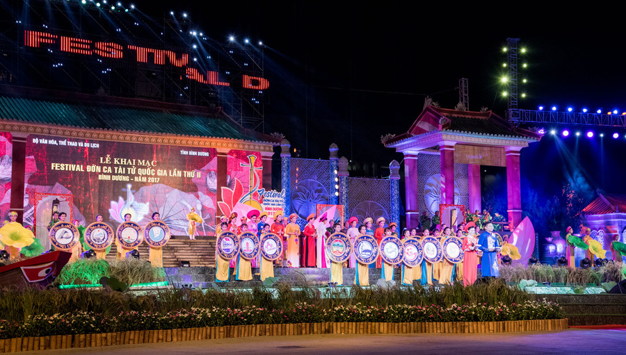 Các tiết mục văn nghệ chào mừng Các tiết mục văn nghệ chào mừng