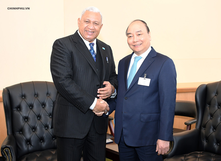 Thủ tướng Nguyễn Xuân Phúc và Thủ tướng Fiji. Ảnh: VGP Thủ tướng Nguyễn Xuân Phúc và Thủ tướng Fiji. Ảnh: VGP