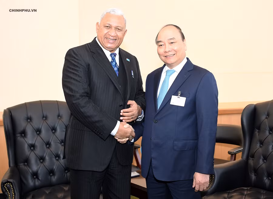 Thủ tướng Nguyễn Xuân Phúc và Thủ tướng Fiji. Ảnh: VGP Thủ tướng Nguyễn Xuân Phúc và Thủ tướng Fiji. Ảnh: VGP