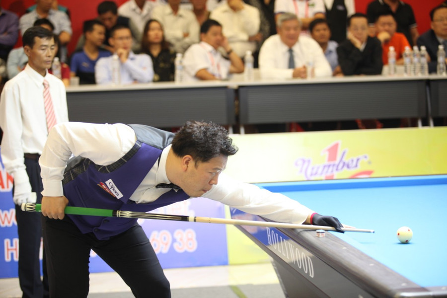 Mặc dù rất quyết tâm nhưng tay cơ Kang Dong Koong vẫn không thể vượt qua Quyết Chiến