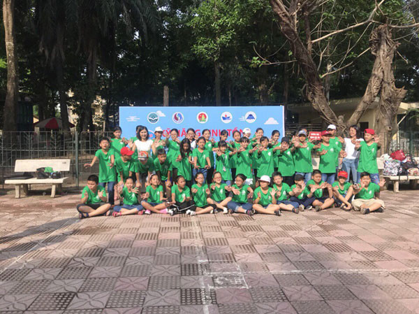 Khóa học về kỹ năng sinh tồn, kỹ năng bảo vệ bản thân là món quà ý nghĩa dành tặng các bạn thanh thiếu niên trước thềm năm học mới. Ảnh: Minh Nhung