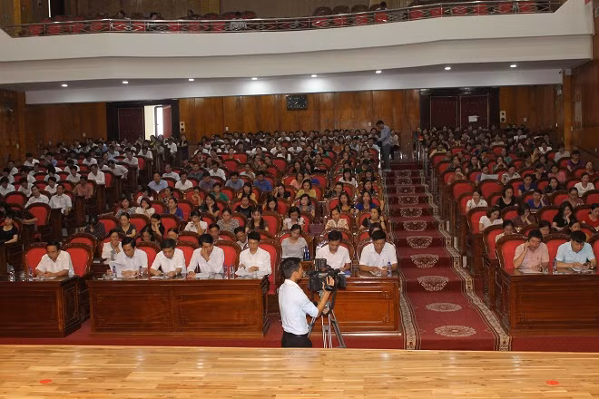 Đông đảo đại biểu tham gự hội nghi