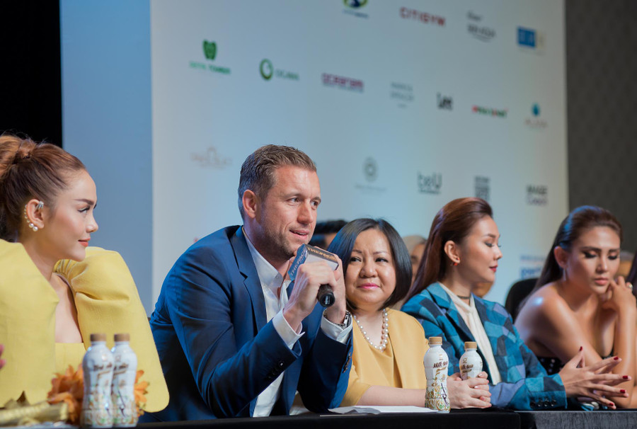 Đại diện đơn vị nắm giữ bản quyền The Face thế giới chia sẻ thông tin về bản quyền và kỳ vọng của ông khi chương trình được phát sóng tại tại Việt Nam Đại diện đơn vị nắm giữ bản quyền The Face thế giới chia sẻ thông tin về bản quyền và kỳ vọng của ông khi chương trình được phát sóng tại tại Việt Nam