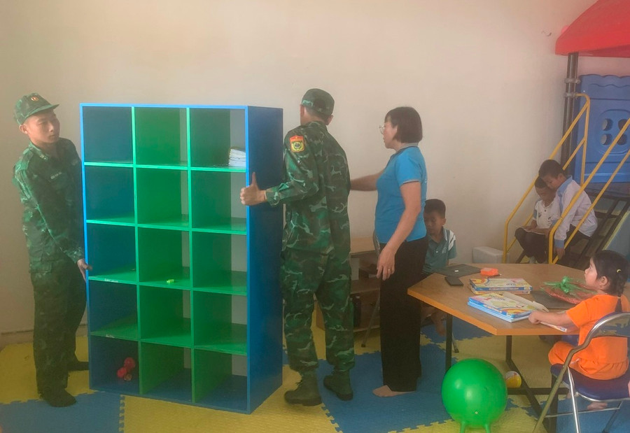 UBND huyện Cô Tô cho biết, năm nay có 3 cô giáo viết đơn tình nguyện ra công tác tại đảo Trần.