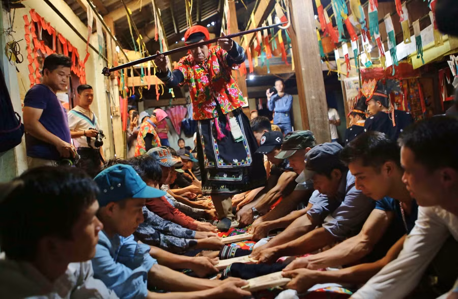 Độc đáo nghi lễ cấp sắc 12 đèn của dân tộc Dao Tiền. Ảnh: TTXVN.