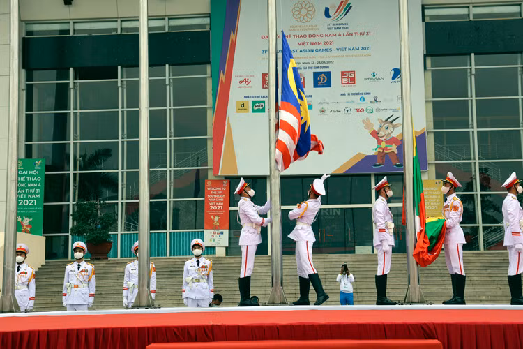 Trang trọng lễ thượng cờ SEA Games 31 ảnh 6