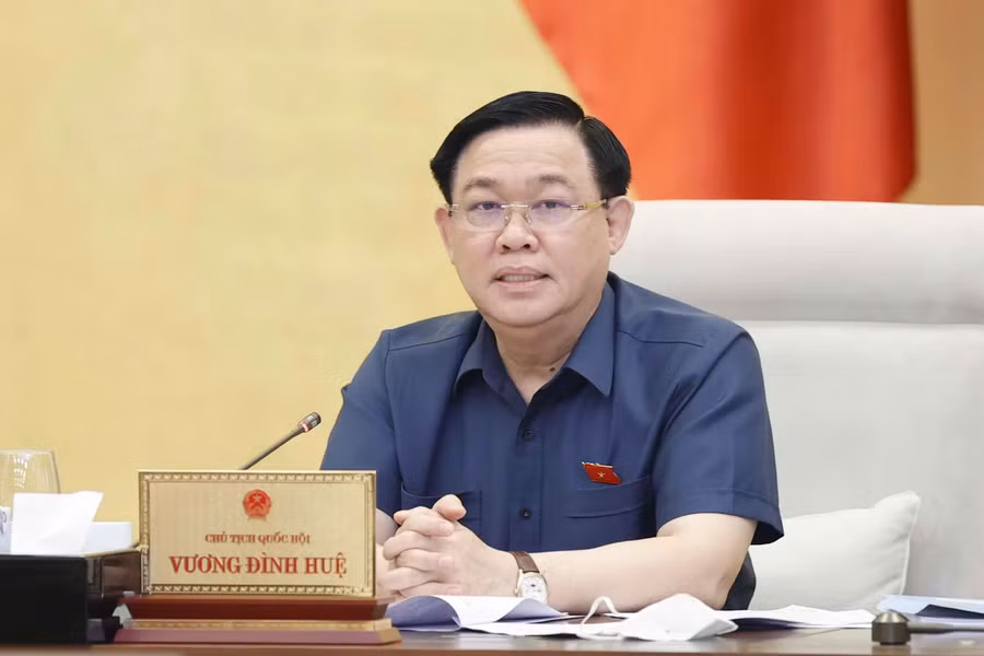 Chủ tịch Quốc hội Vương Đình Huệ phát biểu tại Phiên họp. Ảnh: Doãn Tấn/TTXVN