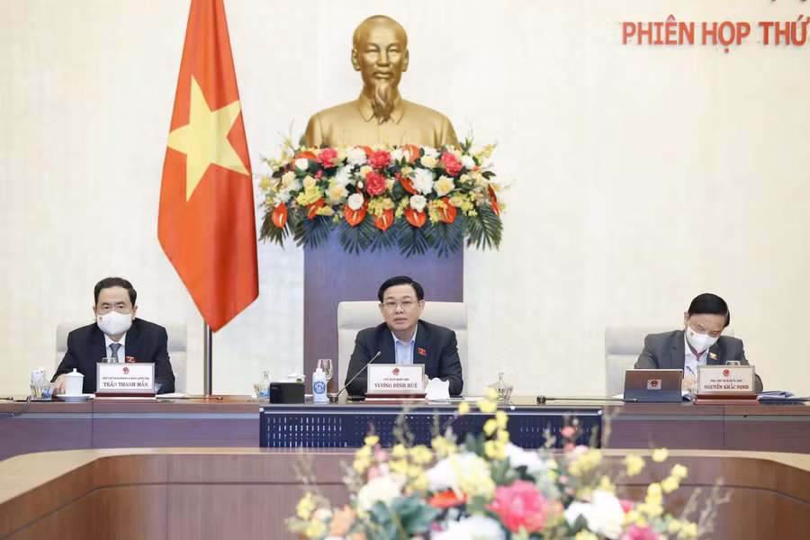 Ủy ban Thường vụ Quốc hội đã thông qua dự thảo Pháp lệnh đưa người nghiện ma túy từ đủ 12 tuổi đến dưới 18 tuổi vào cơ sở cai nghiện bắt buộc. Ảnh: TTXVN