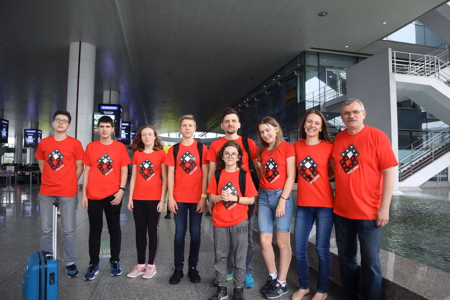 HOMC 2019- sân chơi lớn của các bạn trẻ đam mê Toán học