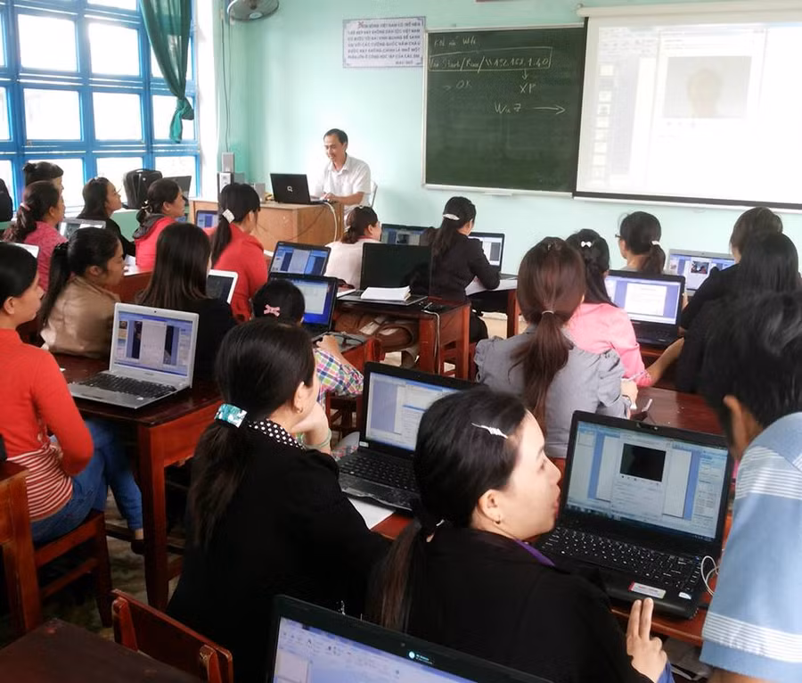 Kinh nghiệm soạn giáo án điện tử