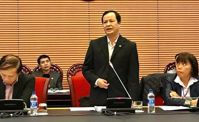 Đại tá Phan Mạnh Trường phát biểu tại hội thảo