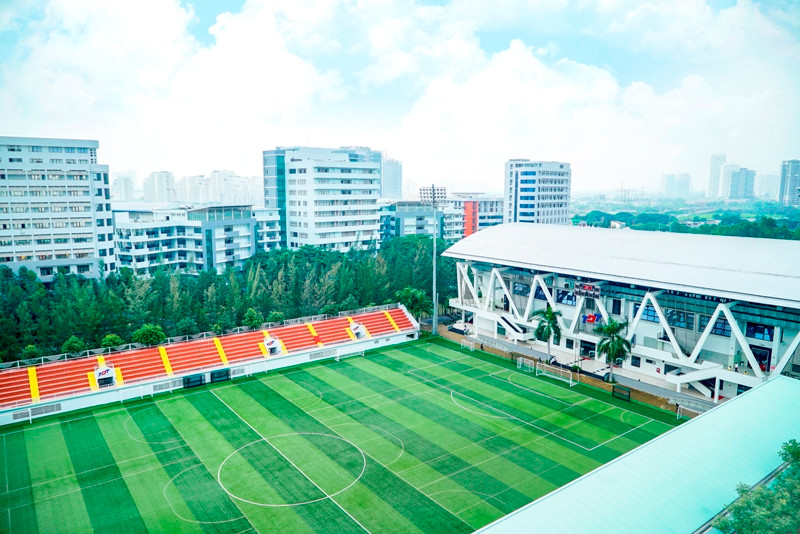 Cận cảnh một góc sân bóng của TDTU Cận cảnh một góc sân bóng của TDTU