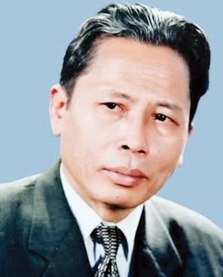 GS.TSKH.NGND Phương Lựu GS.TSKH.NGND Phương Lựu