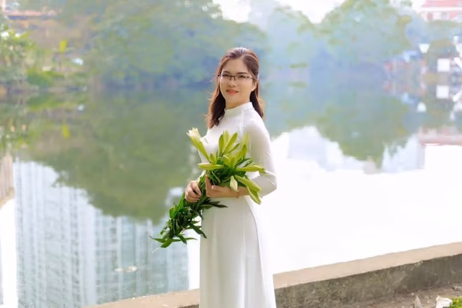 Mặc áo dài góp phần tôn vinh vẻ đẹp áo dài, phát huy di sản văn hoá Việt Nam.