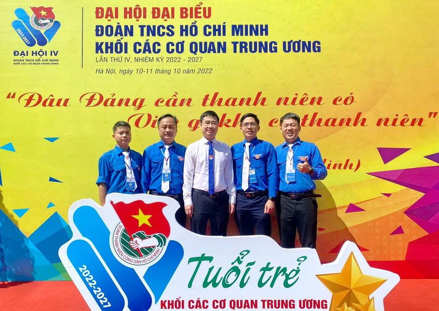 Các đại biểu Đoàn TNCS Hồ Chí Minh Bộ GD&ĐT dự Đại hội Đoàn Khối các cơ quan Trung ương. 